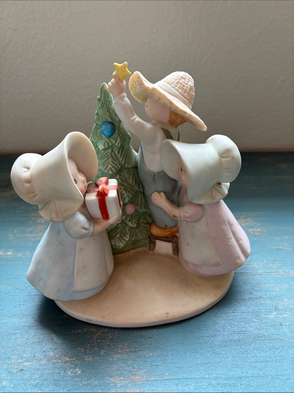 Vintage 1988 Homco Masterpiece Figurine "Christ is the Star of My Life" Circle o